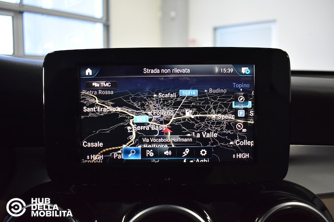 MERCEDES-BENZ GLC 300 e 4Matic EQ-Power Business Extra